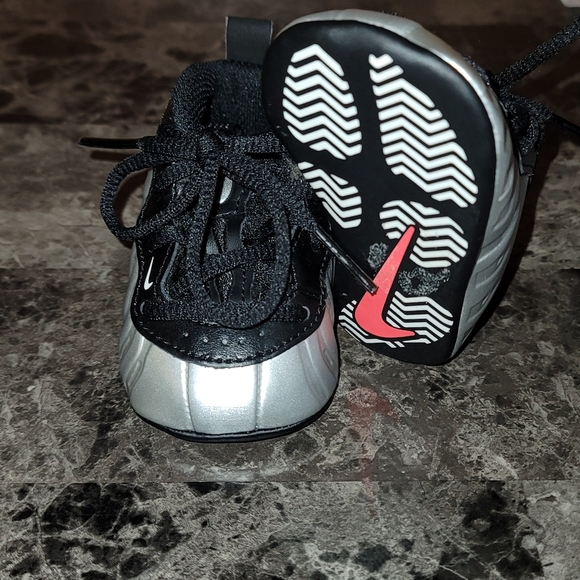 nike foamposite size 1c - Picture 4 of 5
